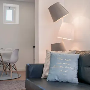  Apartment Brand New Downtown